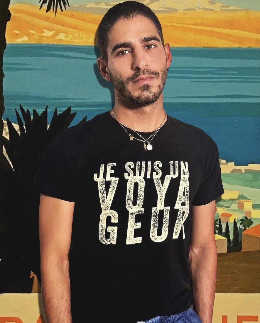 Ahmed Shihab-Eldin wearing Mubdian